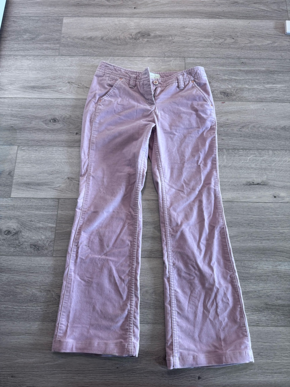 Straight-Leg Women’s Jeans in Lavender